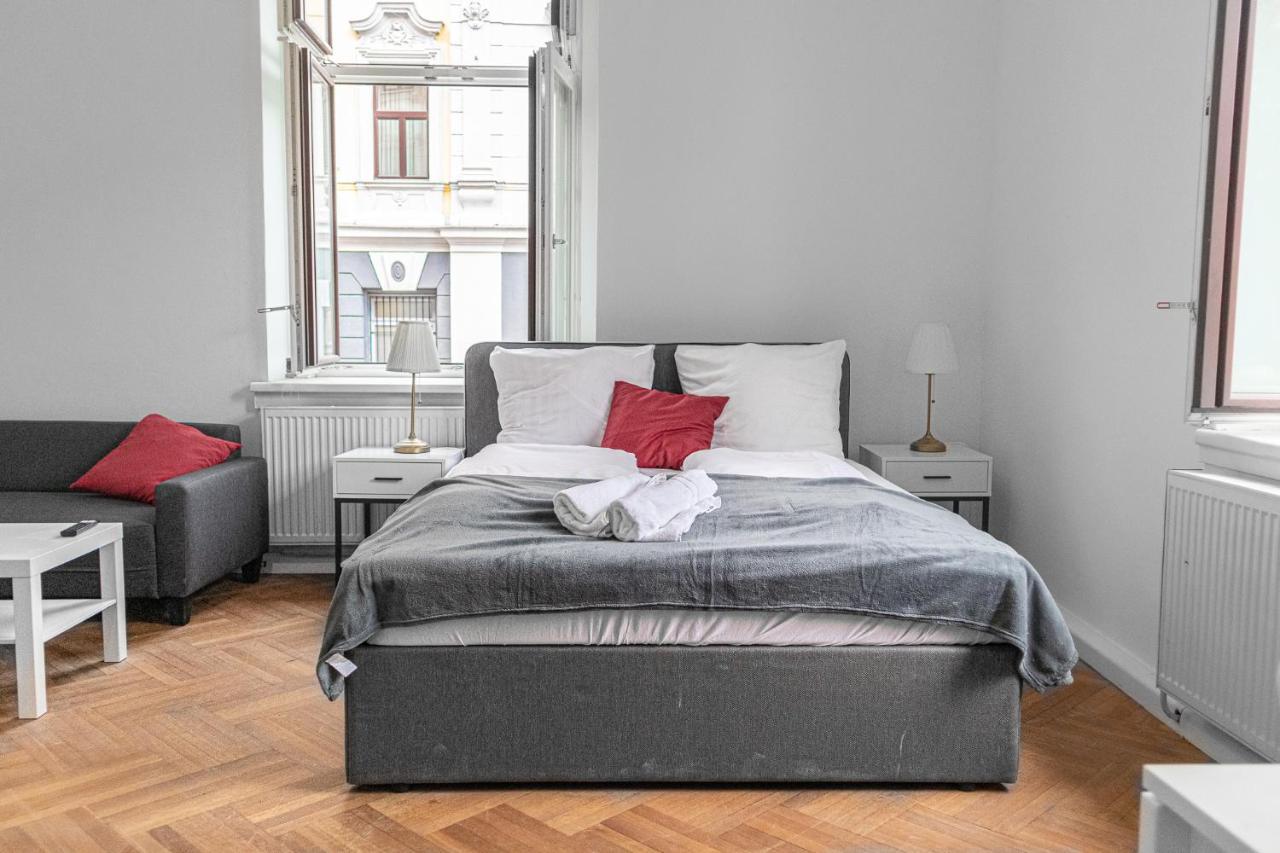 Classy 2Br Apt. W/ Exclusive Location Near Akh Vienna Esterno foto