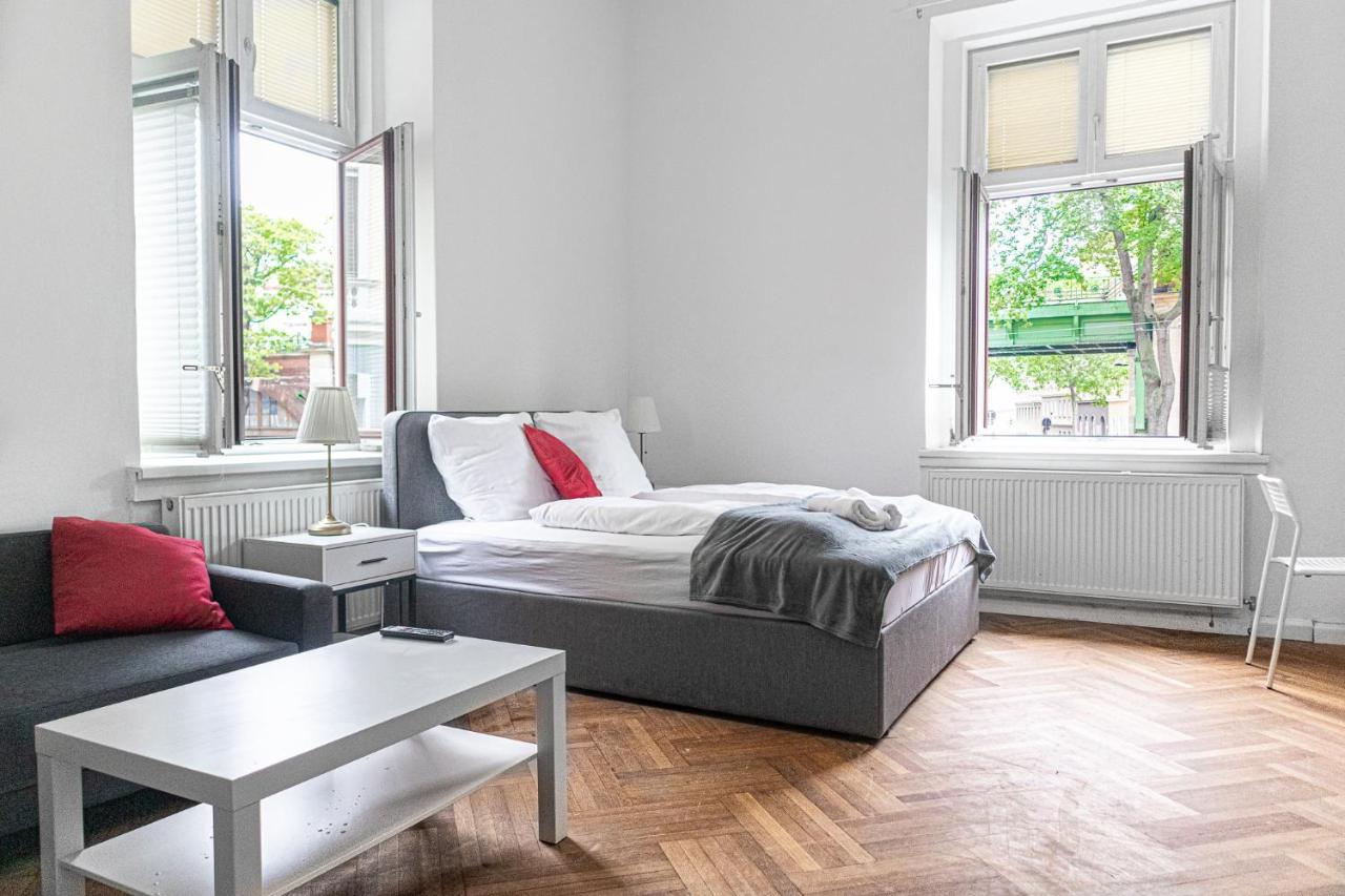 Classy 2Br Apt. W/ Exclusive Location Near Akh Vienna Esterno foto