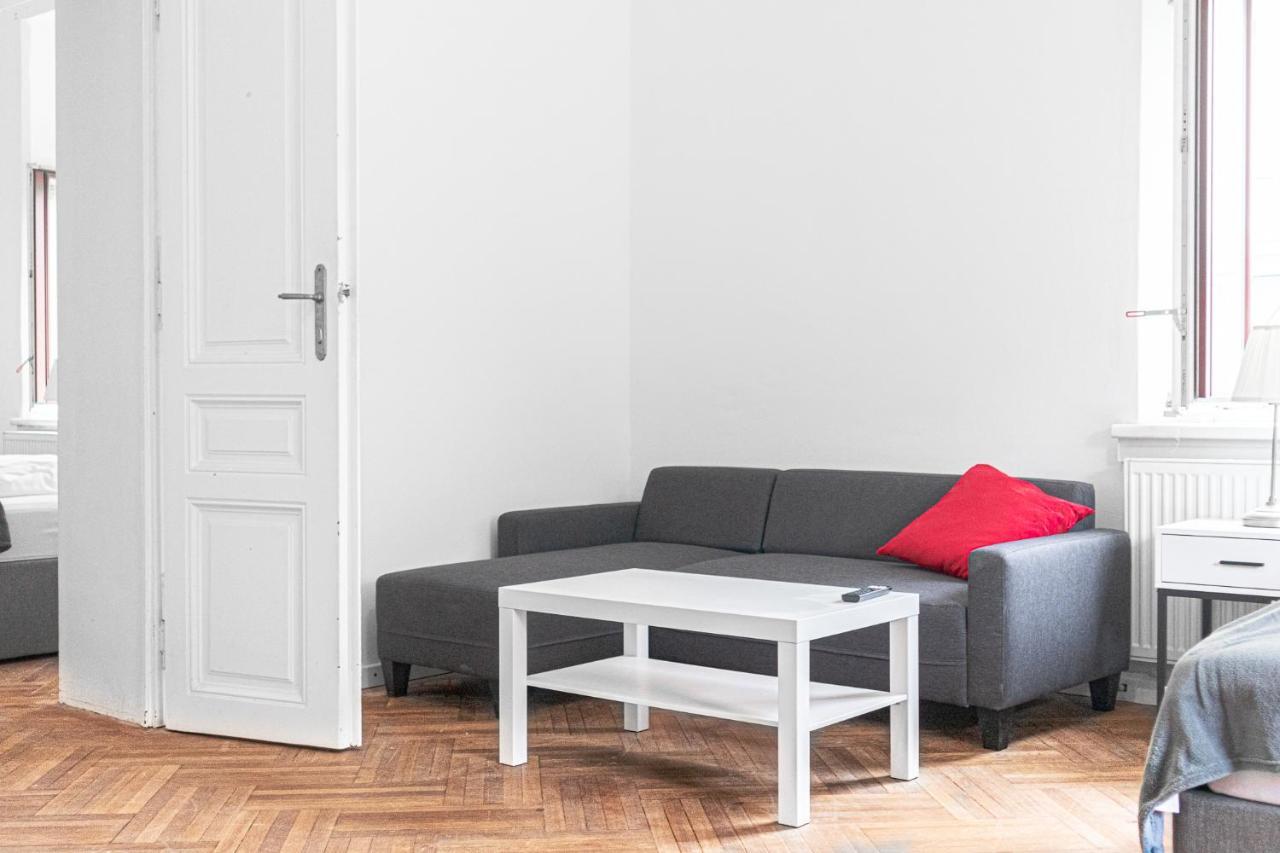 Classy 2Br Apt. W/ Exclusive Location Near Akh Vienna Esterno foto